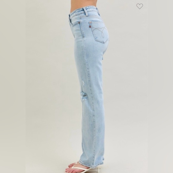 Judy blue back cutout 90’s blue denim jeans Size 7 (28) Light Wash - Picture 4 of 5